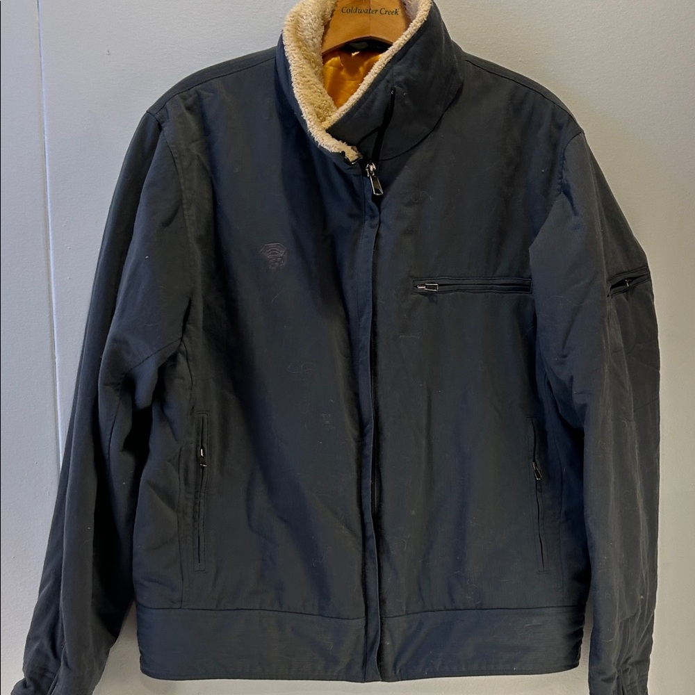 Mountain Hardware zip up jacket size L with satin inside